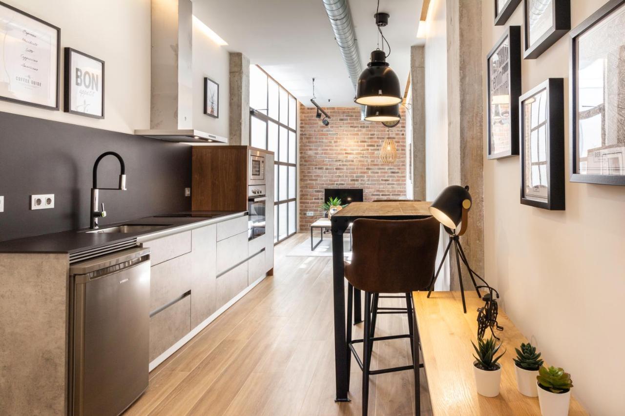 Huelin Suites มาลากา ภายนอก รูปภาพ